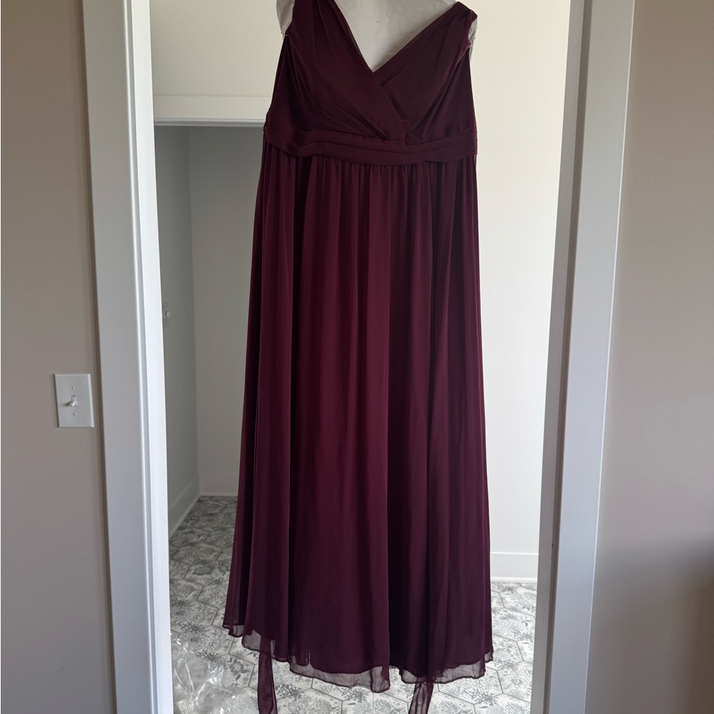 David's Bridal Red Ruched Maxi Gown Sweetheart Neckline